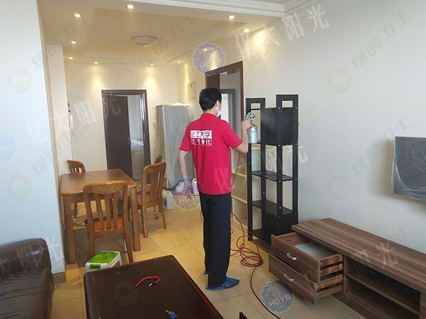 「桌椅被曝甲醛超標」如何去除木質(zhì)家具中的甲醛味